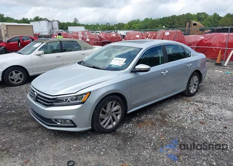 2018 Volkswagen Passat 2.0T Se z USA, uszkodzony, nr VIN 1VWBA7A37JC044940